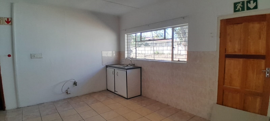 To Let Commercial Property for Rent in Dalindyebo Eastern Cape